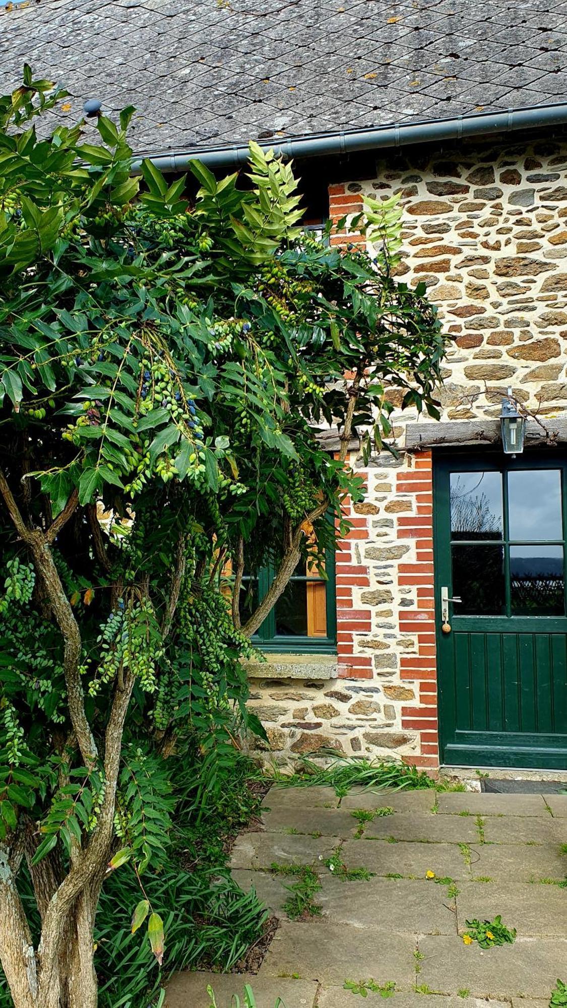 L'Auberge De La Porte 圣茹安·德斯·盖尔 外观 照片