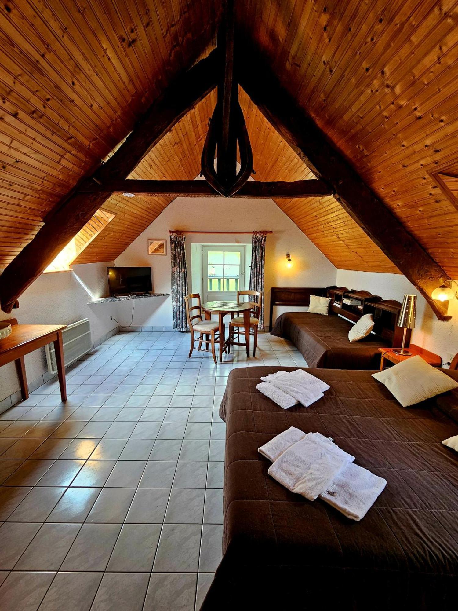 L'Auberge De La Porte 圣茹安·德斯·盖尔 客房 照片